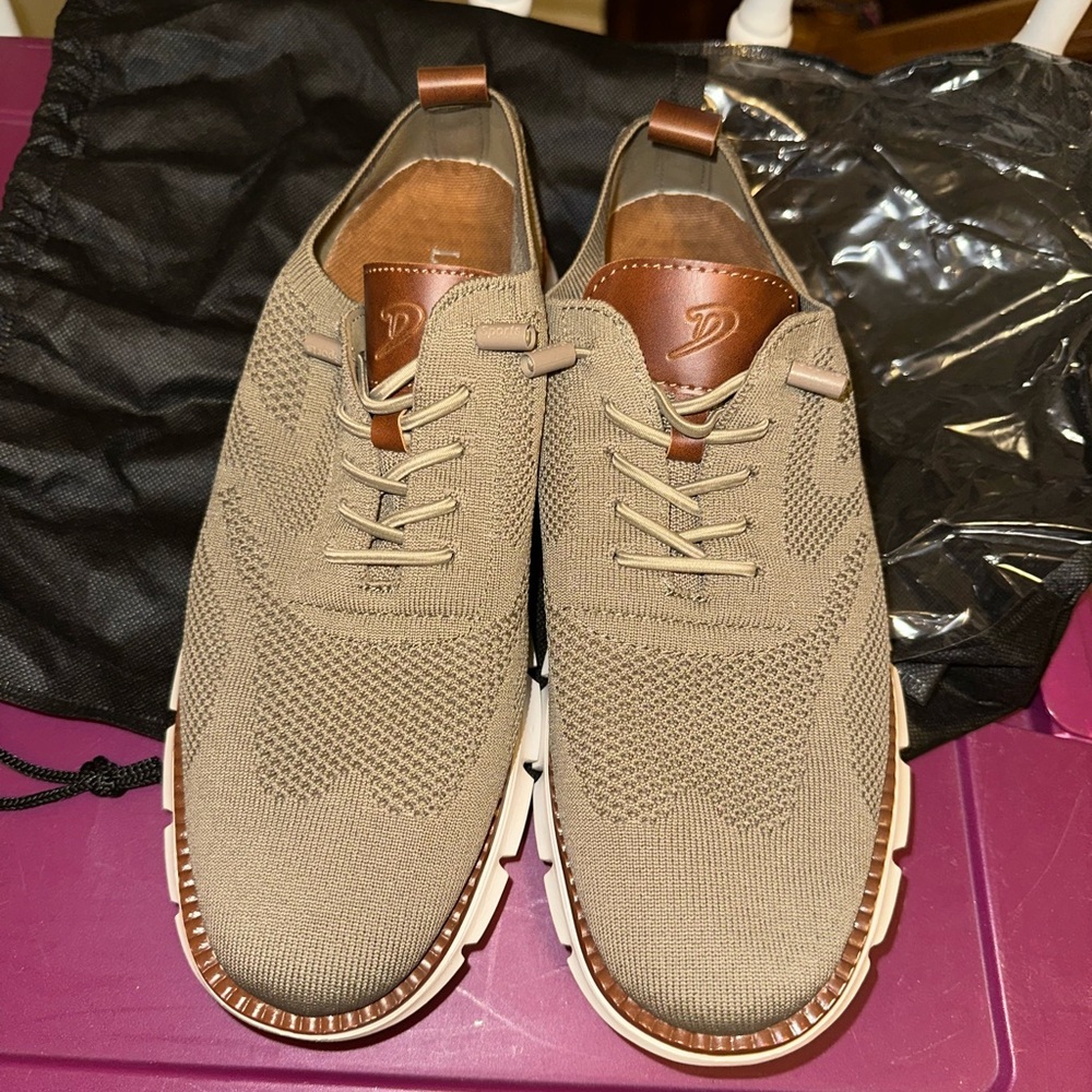 Tan and Brown Oxford Style Shoes with Knit Upper